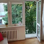 Labo Metro Wierzbno *