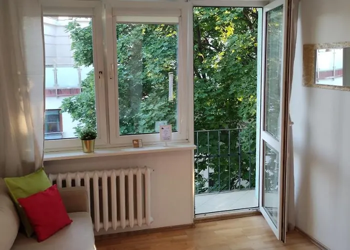 Labo Metro Wierzbno *